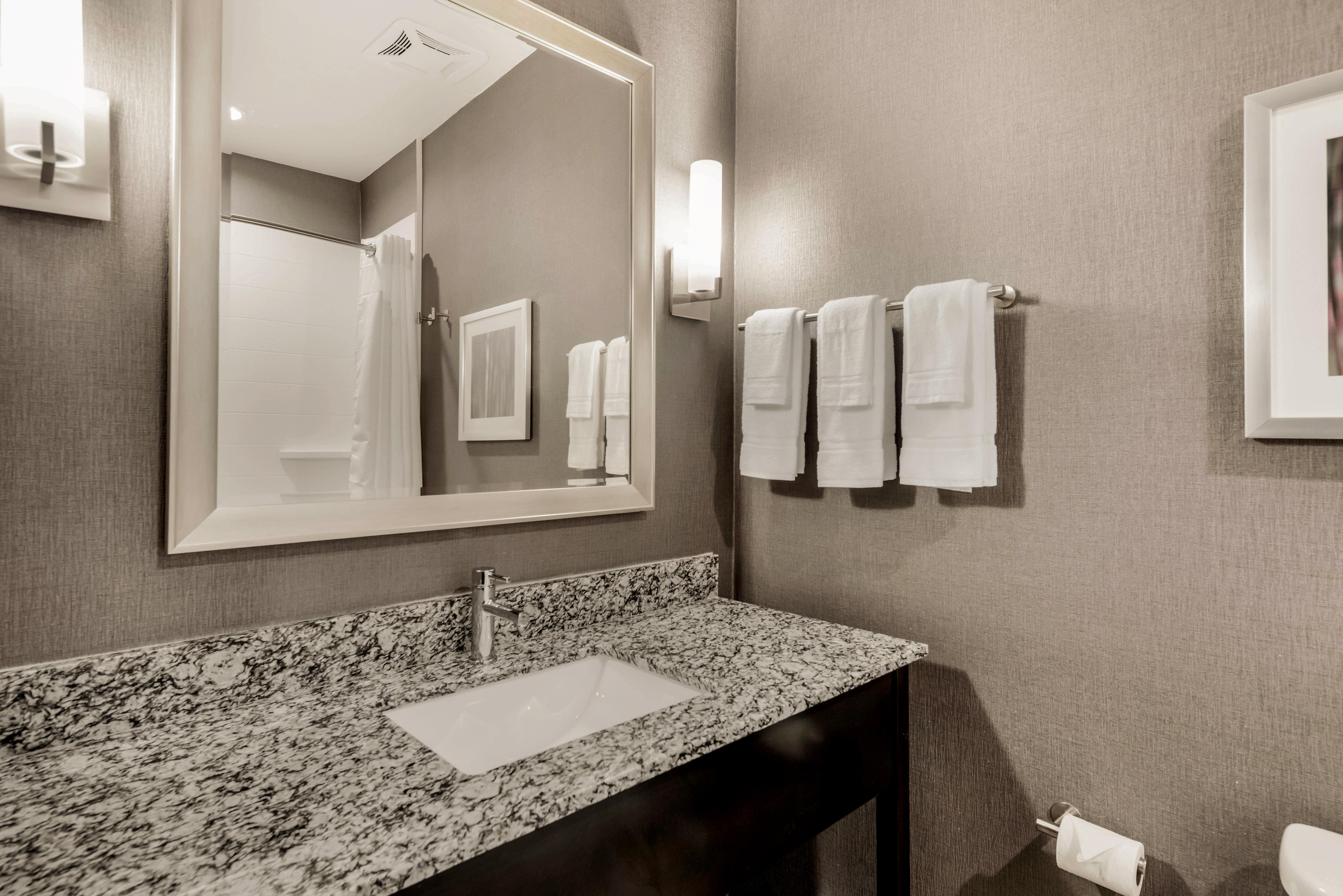 Holiday Inn Hotel & Suites Silicon Valley - Milpitas By Ihg Exterior foto