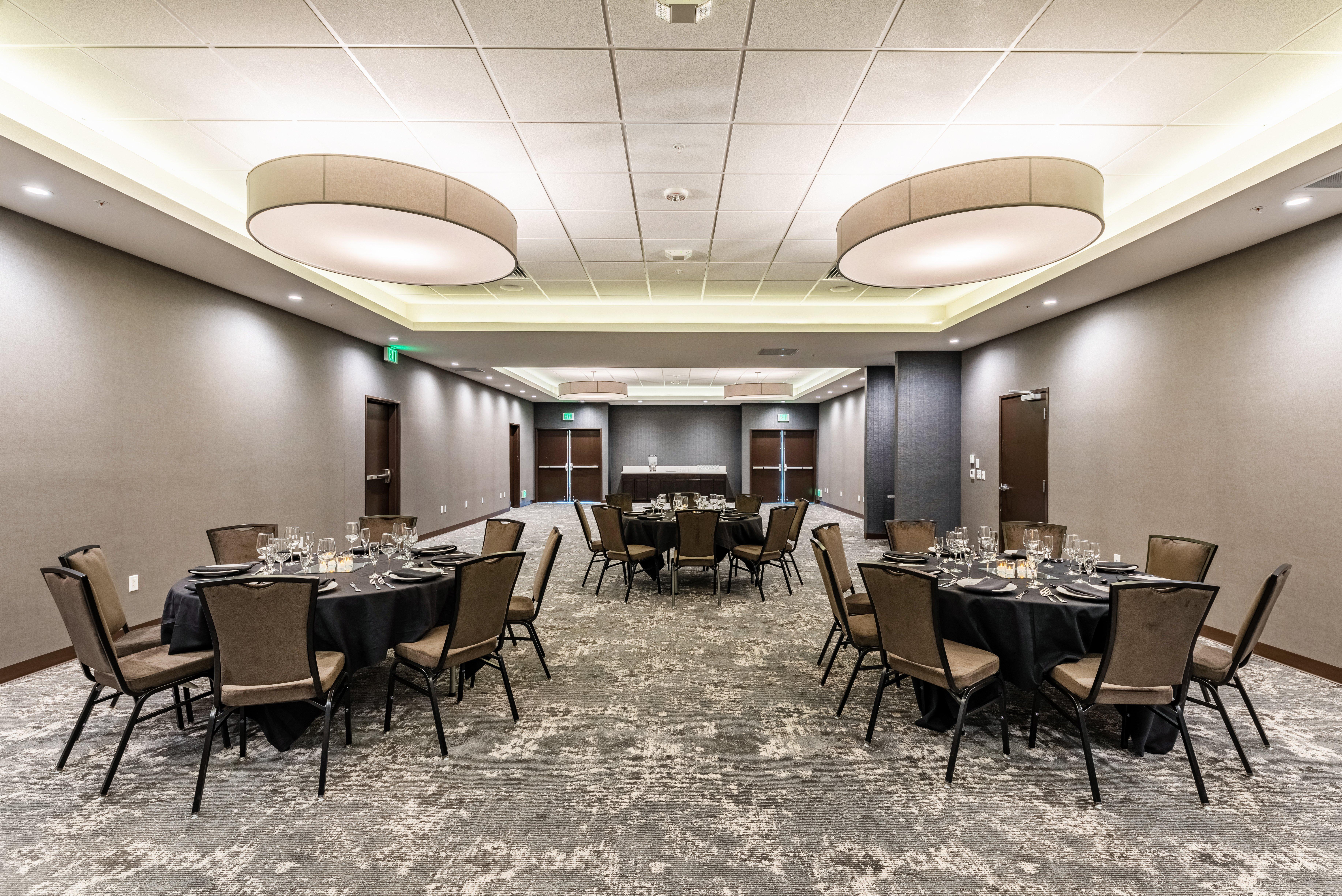 Holiday Inn Hotel & Suites Silicon Valley - Milpitas By Ihg Exterior foto